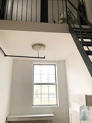 Rented by Skyline Group Real Estate | media 7