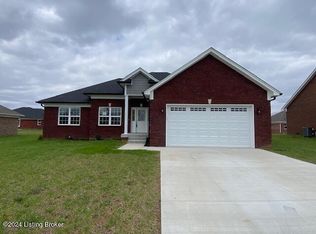 312 Oak Grove Dr, Bardstown, KY 40004