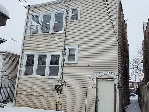 4th image of 6049 S Talman Ave