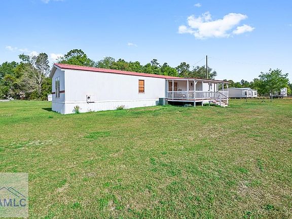 3rd image of 93 Whispering Pines Rd