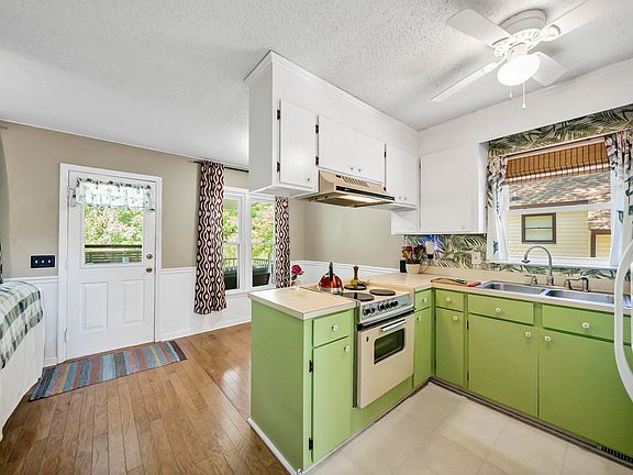 5th image of 106 Walnut Creek Ct