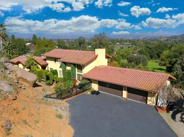 15852 Thomas Paine Dr, Ramona, CA 92065