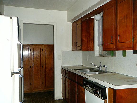 Another view of the kitchen