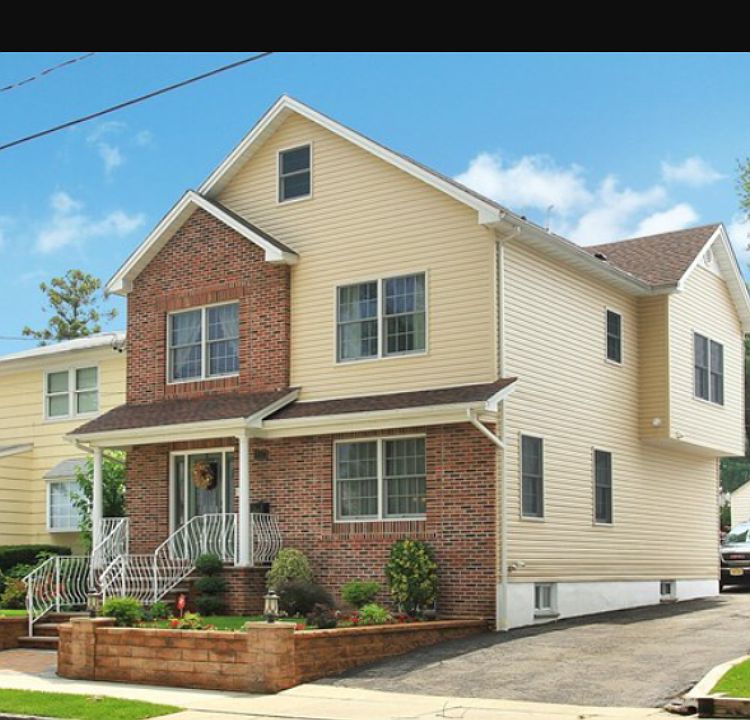 1st image of 190 Riverview Ave