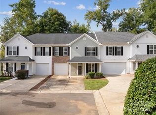 729 Torrey Pines Ln, Fort Mill, SC 29715