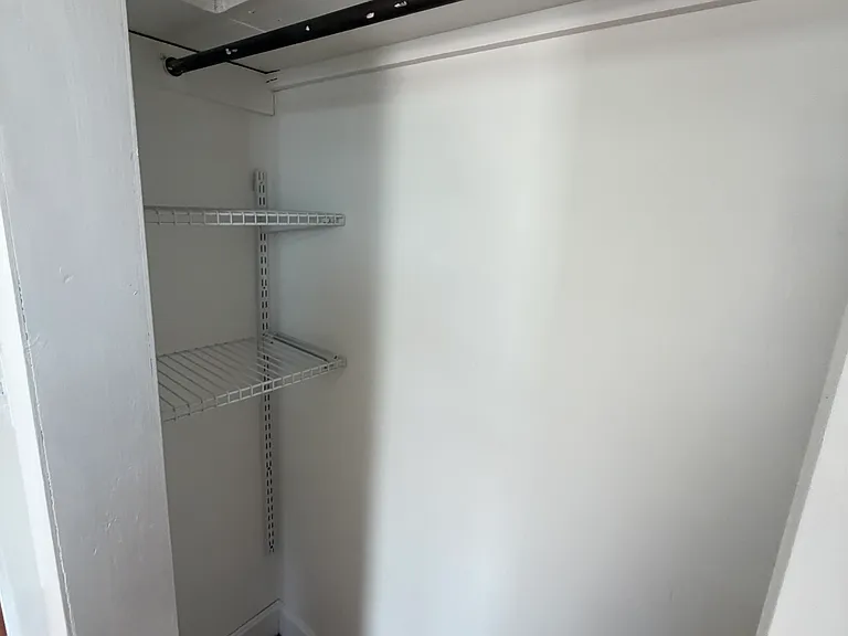 35 Catherine St #1 — Photo 9