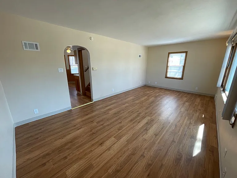 316 S Walnut Ave — Photo 4