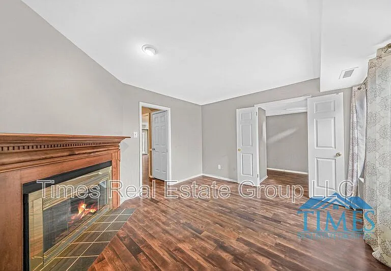 704 Worthington Dr — Photo 15