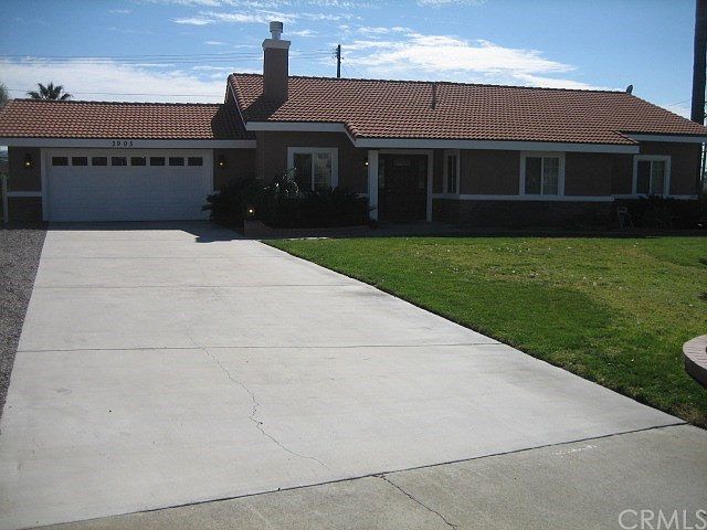 1st image of 3905 Oxford Ln