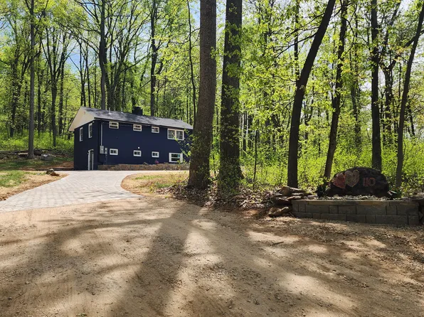 110 Blue Sky Rd, Linden, VA 22642