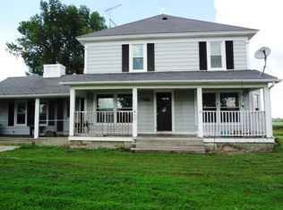 341 Rockyford Rd, Amboy, IL 61310