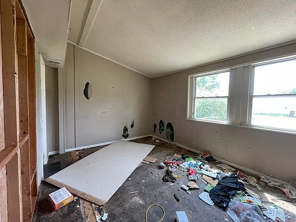 5th image of 3 Clubhouse Dr