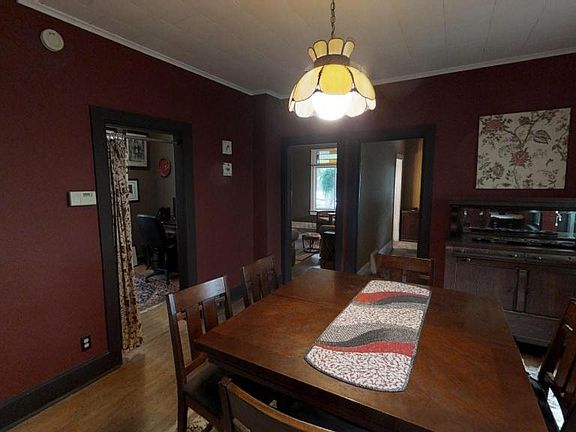 5th image of 574 Blair Ave