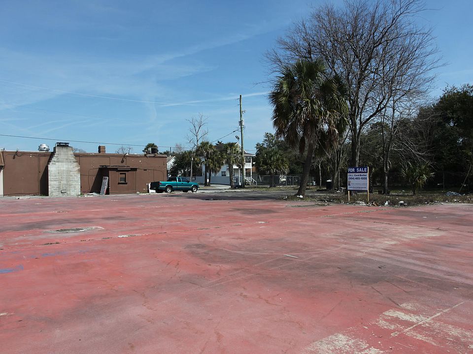 1st image of 2609 N Main St