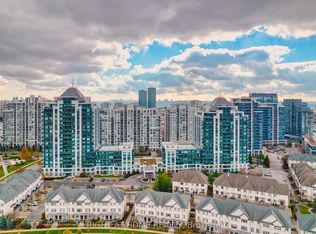 20 N Park Rd #804, Vaughan, ON L4J 0G7