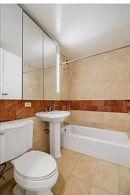 Rented by REAL New York | media 5