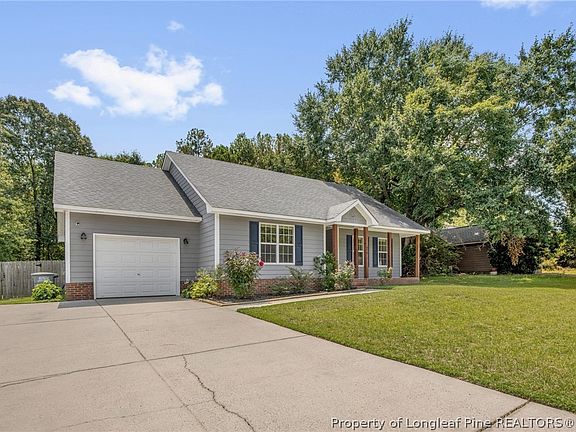3rd image of 470 Northwoods Dr