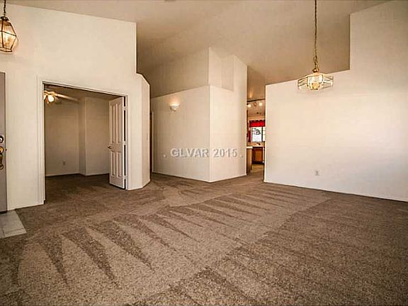 3rd image of 3581 Yorba Linda Dr