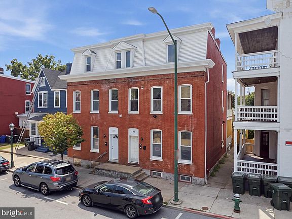 3rd image of 45-47 E Antietam St