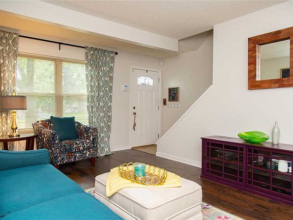 4th image of 11803 Toulouse Ct