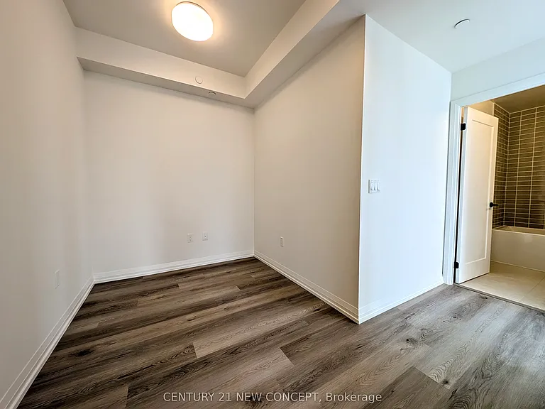 280 Dundas St W #1602 — Photo 10