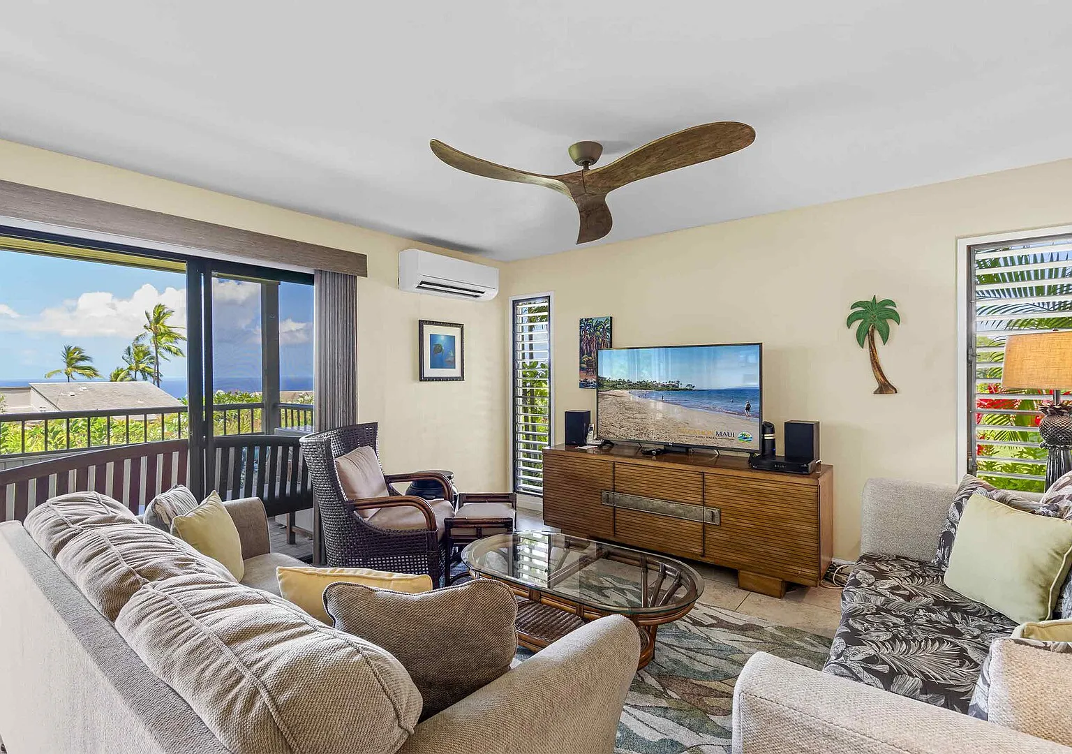 Experience Stunning Ocean Views at Wailea Ekolu 403, Spacious, Wi-Fi, — Photo 2