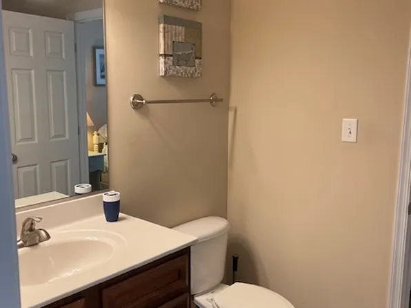 220 85th St #A, Virginia Beach, VA 23451