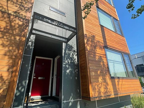 3rd image of 3205 12th St NE #102