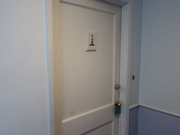 2nd image of 105 Lavender Ct Unit 1