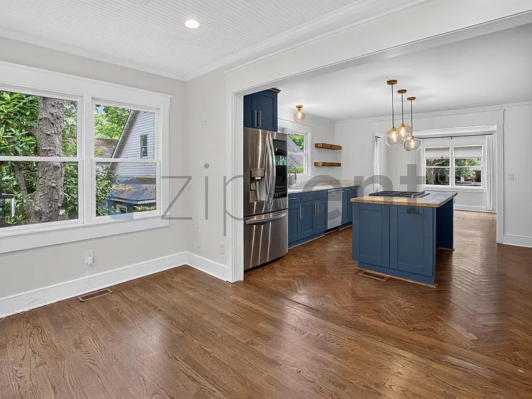 811 Verner St NW — Photo 10
