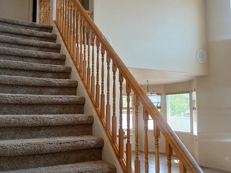 630 Sovereign Ln — Photo 8