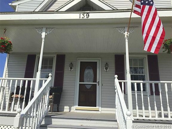 2nd image of 139 N Main St