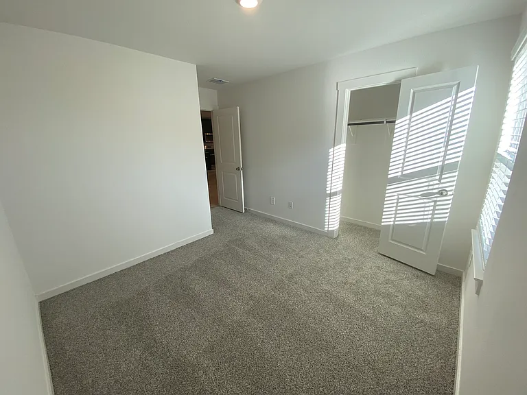 Guest bedroom 3