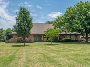 3622 Northcrest Dr, Cleburne, TX 76031