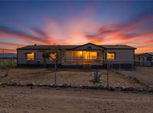 2756 S Papago Rd, Golden Valley, AZ 86413