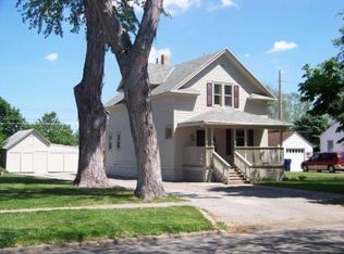 817 S 8th St, Norfolk, NE 68701