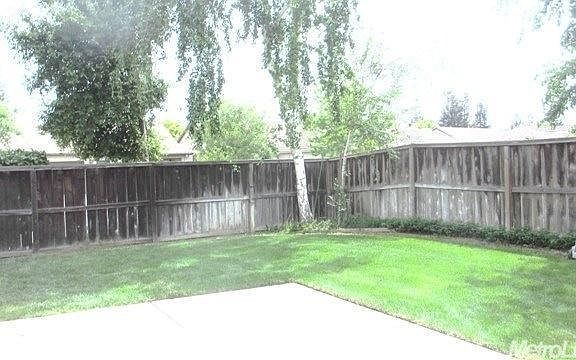 5th image of 3438 Banyon Dr