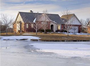 8965 E Churchill Cir, Wichita, KS 67206