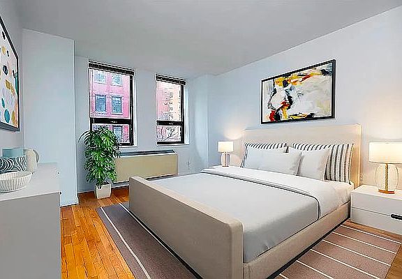 3rd image of 433 W 43rd St #7PHA