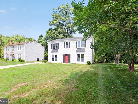3rd image of 2421 York Ct