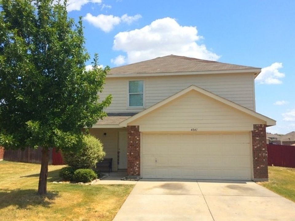 1st image of 4841 Waterford Dr