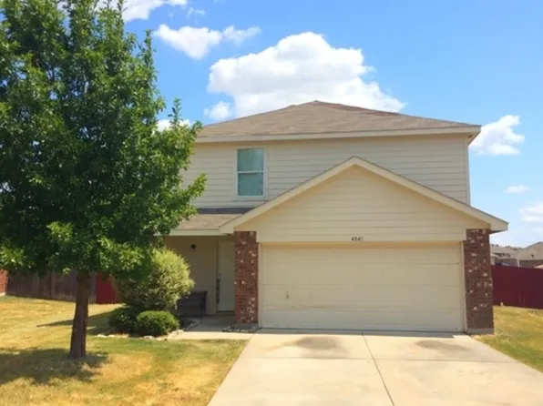 4841 Waterford Dr, Fort Worth, TX 76179