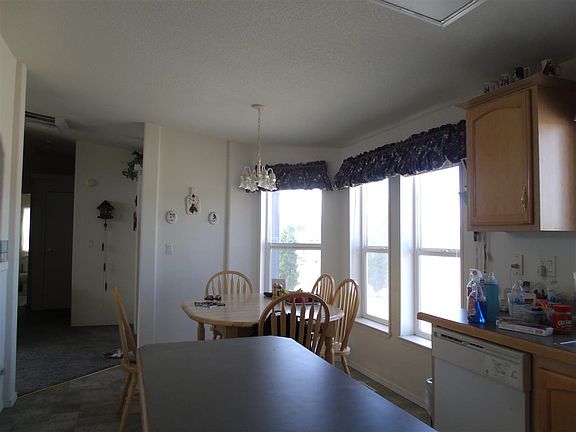 3rd image of 2345 E Deer St