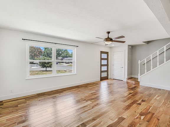 4th image of 7617 Eastcrest Dr
