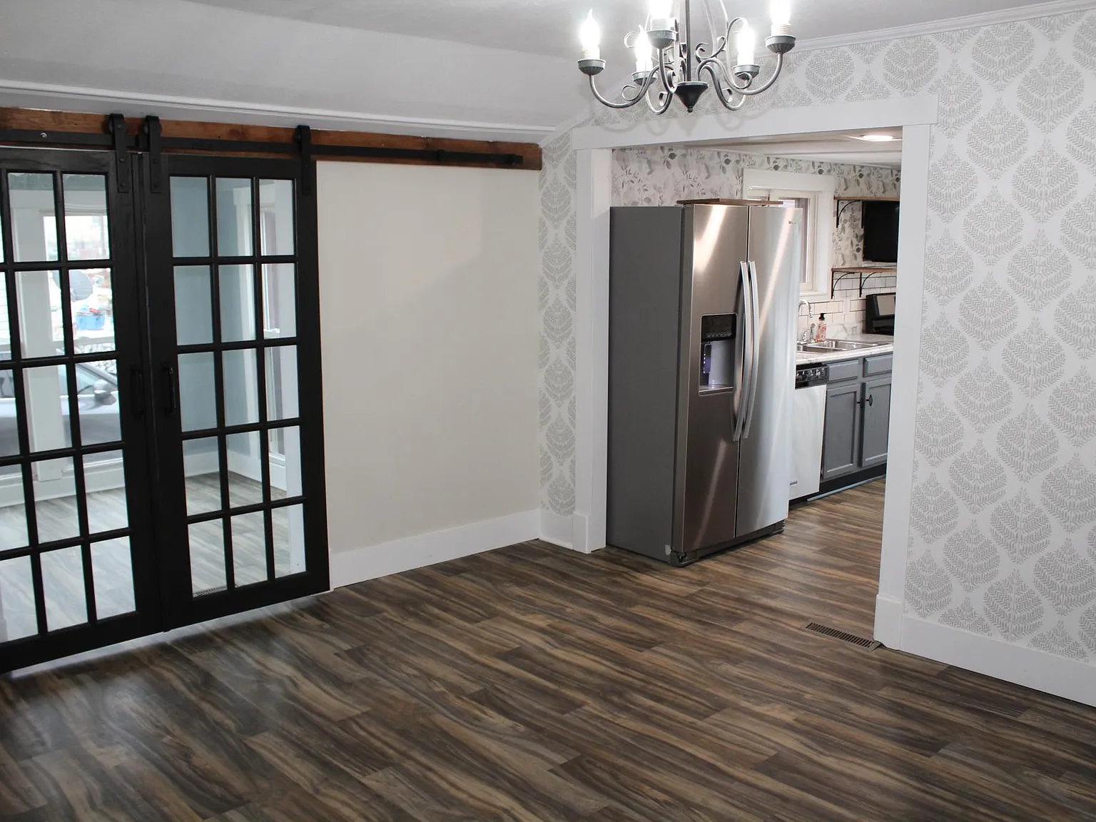 2 bed, 1089 sqft, $1,550 — Photo 4