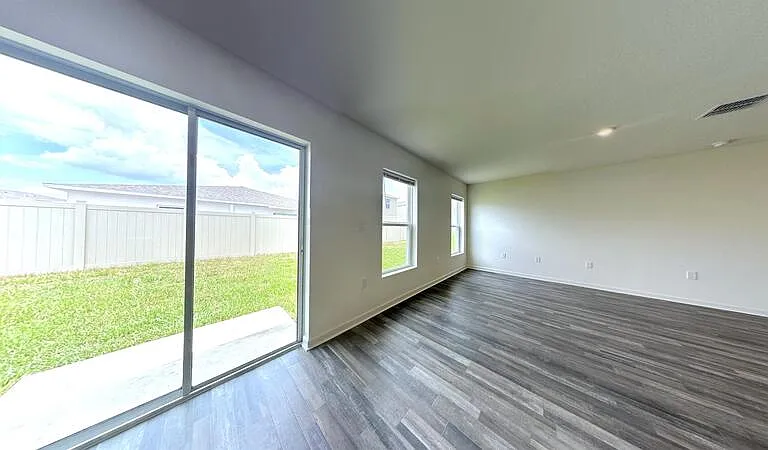 2068 Kentucky Rd — Photo 10