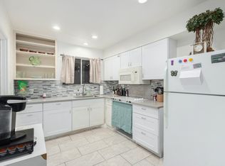 12228 N Hacienda Dr, Sun City, AZ 85351