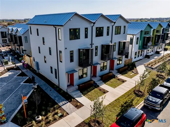 1909 Dutton Dr #B, San Marcos, TX 78666