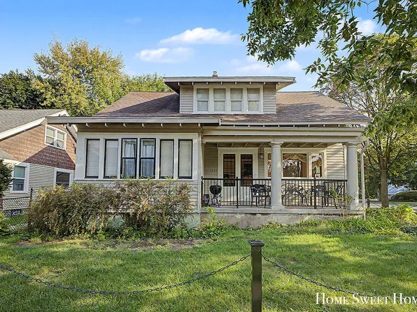1259 Sherman St SE, Grand Rapids, MI 49506