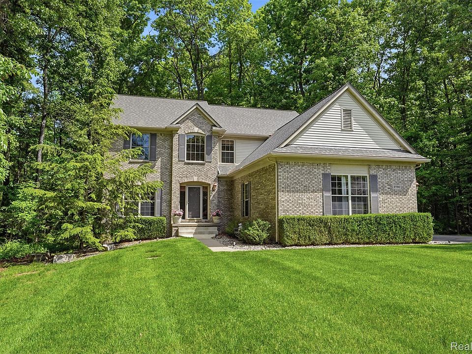 1st image of 2790 Pine Bluffs Ct